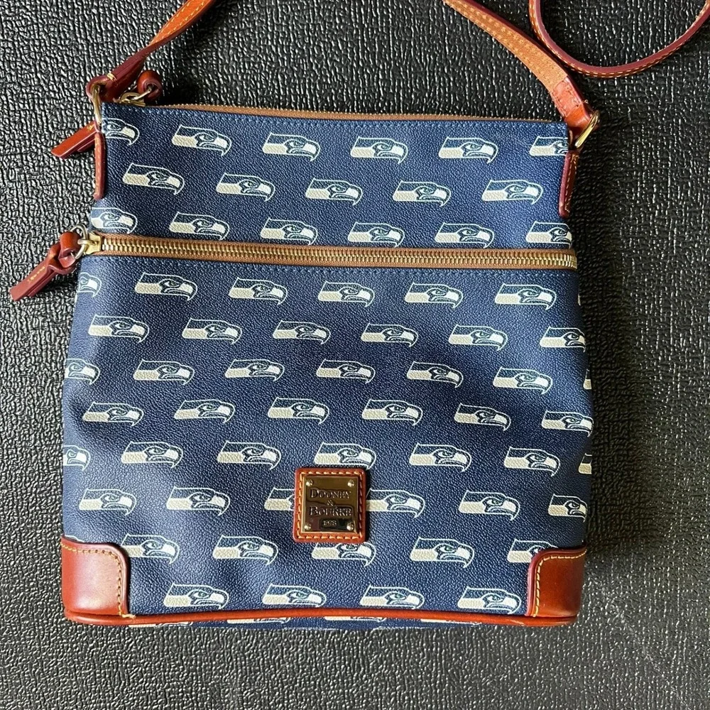 Dooney & Bourke great preowned